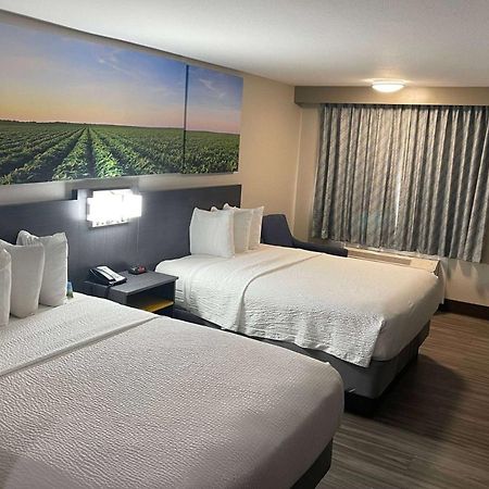 Days Inn By Wyndham Ruston La Esterno foto