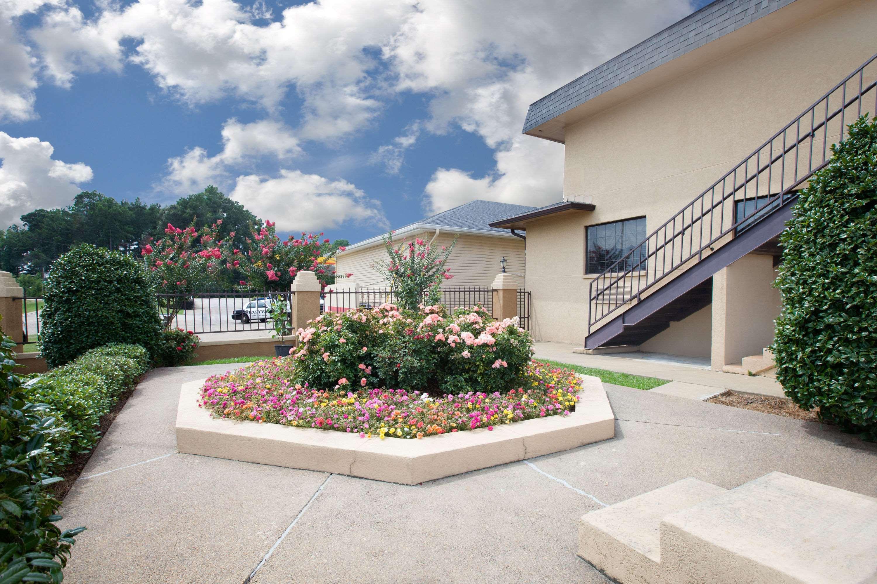 Days Inn By Wyndham Ruston La Esterno foto