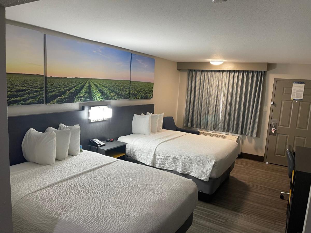 Days Inn By Wyndham Ruston La Esterno foto