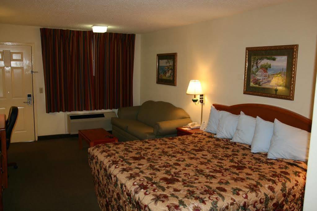 Days Inn By Wyndham Ruston La Esterno foto