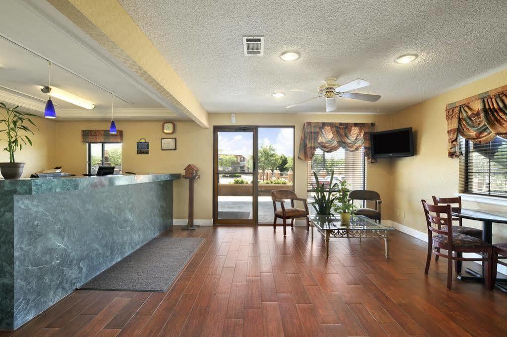 Days Inn By Wyndham Ruston La Esterno foto